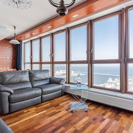 Golden Apartments An Hryniewickiego 6A Gdynia Kültér fotó