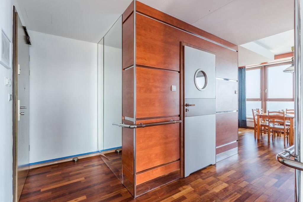 Golden Apartments An Hryniewickiego 6A Gdynia Kültér fotó
