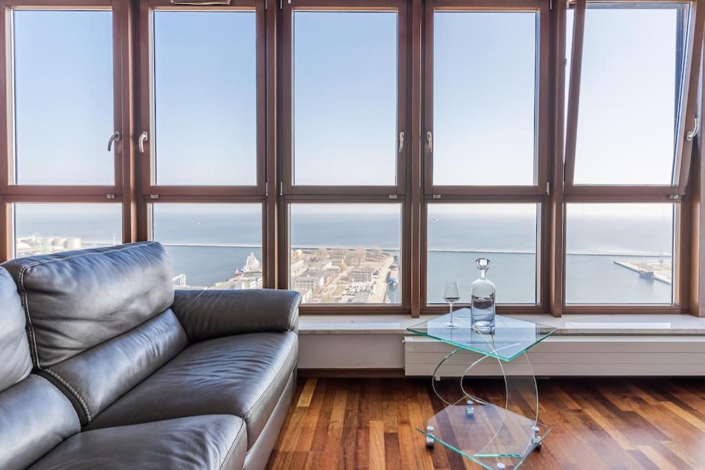 Golden Apartments An Hryniewickiego 6A Gdynia Kültér fotó
