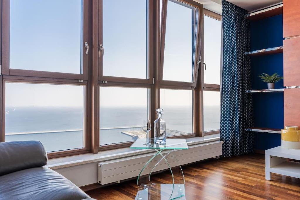 Golden Apartments An Hryniewickiego 6A Gdynia Kültér fotó